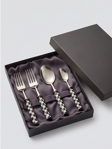 Ensemble de couverts élégant noir et blanc avec poignée incrustée de os, en acier inoxydable poli miroir, parfait pour la table et la cuisine - Product Image 6