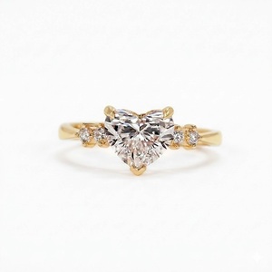 Anillo de Diamante Cultivado en Laboratorio con Corte Corazón CVD HPHT, 2CT E VVS2, 8 mm, Oro de 18K, Anillo de Compromiso, Anillo de Moda con 5 Piedras, Anillo de Propuesta - Product Image 2