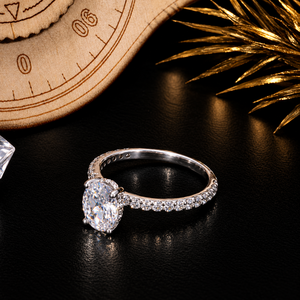 Anillo de Compromiso D'vins con Diamante Cultivado en Laboratorio de Corte Ovalado, Oro Sólido de 18k con Baño de Rodio, para Mujer, Clásico con Banda Pavé y Solitario - Product Image 4