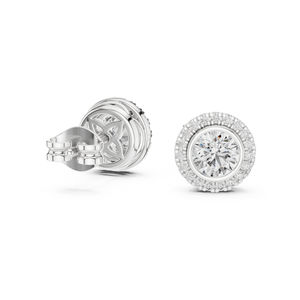 Boucles d'oreilles clous en or blanc 14 carats avec diamants de laboratoire ronds pour femmes |   Plaqué or |   Mariage et Anniversaire |   Vêtements de bureau de luxe - Product Image 4