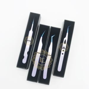 แหนบแวววาวสีเงินสีม่วงโลโก้ที่กำหนดเองวัสดุสแตนเลสปลายพลาสม่าสีฟ้าด้ามจับเรียบอย่างยั่งยืน - Product Image 5