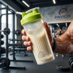 Bouteille shaker protéinée ronde en HDPE 600 ml, gobelet shaker en plastique transparent avec boule mélangeuse et couvercle à clapet pour la nutrition sportive, usine du Vietnam - Product Image 4