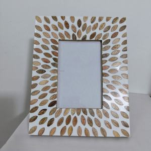 Marco de fotos con incrustaciones de resina con diseño de leopardo hecho a mano, madera con aspecto Natural, marco de fotos de fundición de resina hecho a mano en la India - Product Image 6