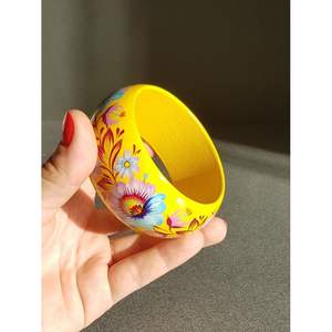 Accesorios de Moda Tradicionales para Mujer, Juego de Brazaletes de Madera Pintados de Colores, Joyería de Cristal - Product Image 1