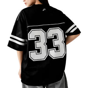 Camiseta deportiva negra personalizada con estampado de número, cuello en V, estilo oversize unisex, de malla transpirable, para fútbol americano. - Product Image 4