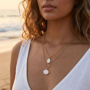 Collar de Moda con Colgante de Doble Capa para Mujeres y Niñas - Joyería de Cadena de Doble Capa Antideslustre (WN008W) - Product Image 4