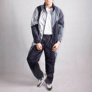 Coupe-vent unisexe en nylon léger brodé sur mesure avec logo contrastant de haute qualité pour homme – Survêtement d'hiver - Product Image 1