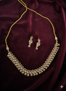 Conjunto de Collar Gargantilla y Pendientes Colgantes de Estilo Étnico con Diamantes Polki Sin Tallar, Color Oro Elegante, Accesorios para Fiesta, Boda y Novia - Product Image 2