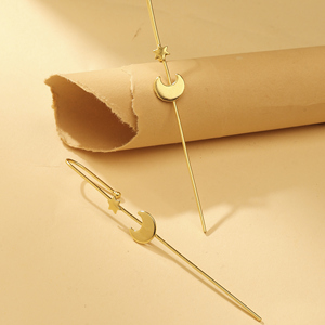 Pendientes de Aro con Diseño de Luna y Estrella Celestial, Latón Chapado en Oro de 24K, Minimalistas, Elegantes y Modernos, Joyería de Moda para Mujer, Venta al por Mayor - Product Image 2