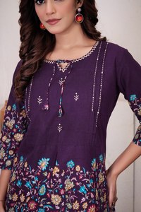 Conjunto de Algodón Premium para Mujer con Diseño Estampado y Bordado Kantha |   Exportación Global de Moda |   Venta al por Mayor B2B - Product Image 5
