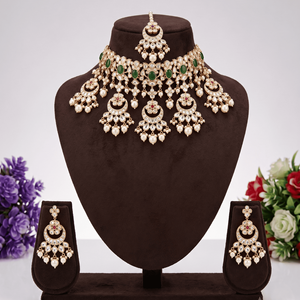 Ensemble de collier de mariage ethnique indien traditionnel, boucles d'oreilles assorties, Maang Tikka, or, moissanite, bijoux de mode pour femmes - Product Image 3