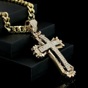Collier pour homme Hip Hop avec pendentif croix creuse Jésus plaqué or 14 carats et chaîne cubaine de 10 mm 24 pouces - Product Image 2