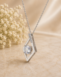 Collier élégant avec pendentif rond en diamant, design ruban torsadé, pierre scintillante, bijoux de luxe, cadeau d'anniversaire pour elle - Product Image 6