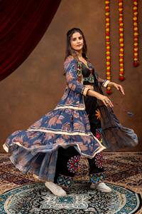 Ensemble Lehenga Choli indien pakistanais brodé en rayonne, tenue traditionnelle pour mariage et fête, pour femmes - Product Image 3