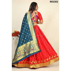 Lehenga Choli Tradicional. 
 
 Añade un Toque Tradicional a tu Estilo con este Lehenga en Material Jacquard Embellecido con Todo Tipo de Detalles - Product Image 2