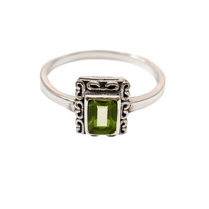 2.6 Grams <b>Peridot</b> <b>Ring</b> Elegant and Stylish Accessory for Women - Product Image 2
