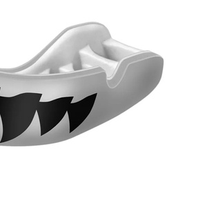 Protège-dents en silicone avec design de dents noires, équipement de sport protecteur pour l'entraînement de boxe, unisexe, ajustement moulable - Product Image 5