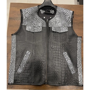 Gilet de moto en cuir véritable de vachette gaufré crocodile pour homme, imprimé python noir, fermeture éclair sur le devant - Product Image 1