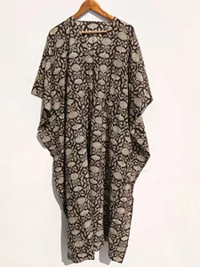 Vestido Kaftán de Algodón con Estampado Floral Hecho a Mano, Estilo Bohemio para Mujer, Cuello en V Profundo, Corte Holgado, Ideal para Vacaciones y Playa - Product Image 5