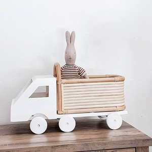 Camion jouet en rotin fait main, jouets éducatifs pour tout-petits, prix le plus bas en vente, camions de transport faits à la main - Product Image 4