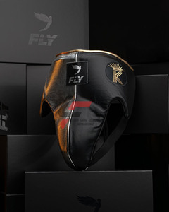 Nouvel ensemble de boxe en cuir véritable de qualité supérieure, design premium, personnalisable, avec gants de boxe professionnels, protège-tête et protège-génitale pour le sparring. - Product Image 6