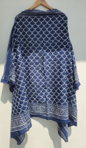 Paréo Sarong Bohème Indigo à Bord Festonné, Imprimé au Bloc à la Main, Cache-maillot de Bain, Vêtement de Plage pour Femme, Motif Vague et Feston, Idéal pour les Villages Balnéaires - Product Image 3