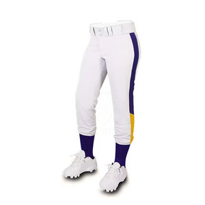 Uniforme de softbol de diseño único hecho en fábrica, uniformes de softbol con logo personalizado impreso para mujeres, hecho en Pakistán. - Product Image 3