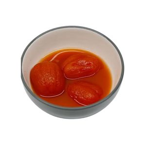 Tomates enteros pelados en jugo de tomate enlatados de alta calidad, precio de fábrica al por mayor, gran venta en Vietnam - Product Image 6