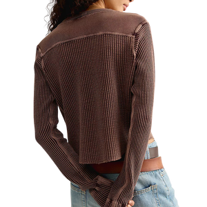 T-shirts en jersey gaufré 100 % coton pour femmes, décontractés, unis, à manches longues et col rond, personnalisables, vente en gros - Product Image 2