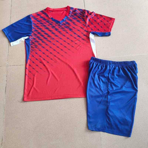 ชุดเสื้อฟุตบอล OEM แบบกำหนดเอง ลายไล่เฉดสี ระบายอากาศได้ดี คอวี แขนสั้น เอวยางยืด สำหรับผู้ใหญ่ทุกเพศ ทุกฤดูกาล - Product Image 5