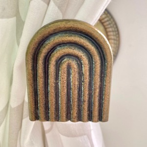 Gancho para cortina con forma de arcoíris, accesorio perfecto para la cocina, el baño, la ventana y la decoración interior de la habitación infantil, de la India. - Product Image 3