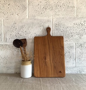 Planche à découper en bois très vendue, épaisse, solide, compatible couteaux, finition lisse, avec poignée, design durable, idéale pour la découpe en cuisine - Product Image 3