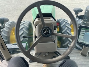 Tractor de Ruedas 4WD de Gran Tamaño 8345R 2015, Listo para Exportación Premium - Product Image 2