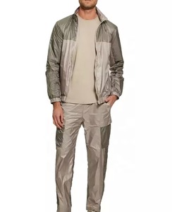 Conjunto de Chaqueta y Pantalones Cortos de Dos Piezas, Cortavientos, Personalizado al por Mayor, de Poliéster y Nailon, para Hombre - Product Image 5