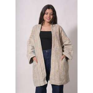 Chaqueta Gudri de Invierno Hecha a Mano, Ecológica, Transpirable, de Algodón Sólido, Estilo Vintage Kantha, Kimono Acolchado, Chal Indio Boho con Cuello - Product Image 2