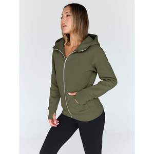 Sudaderas holgadas para mujer con interior de algodón cepillado, corte extragrande, bordes acanalados y capucha ajustable para un estilo versátil. - Product Image 3