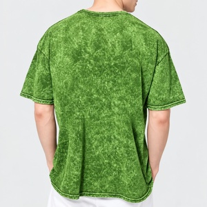 T-shirt décontracté vert uni à col rond et manches courtes pour homme, coupe oversize, avec logo frontal, anti-plis, en tissu tricoté polyester/coton 250g - Product Image 3