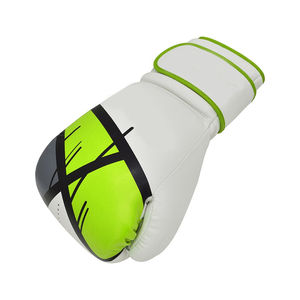 Vente Flash : Gants de Boxe MMA Professionnels en Cuir de Haute Qualité avec Logo Personnalisé, Fermeture à Lacets et Évacuation de l'Humidité pour la Protection des Poignets - Product Image 3