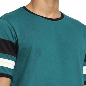 Camiseta de Manga Corta Color Verde Azulado para Hombre con Mangas a Rayas en Contraste, Cuello Redondo, Estilo Casual, Tejido de Punto - Product Image 6