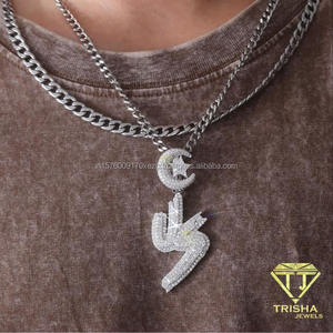 Colgante de luna creciente y rayo con diamante moissanita, diseño completamente detallado con piedras, joyería moderna de hip hop para hombre - Product Image 3