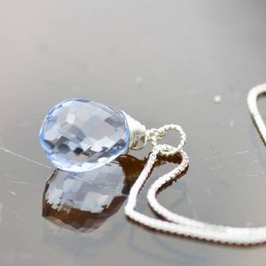 Pendentif vintage en tanzanite plaqué or, fil enroulé, argent sterling, pierre de naissance de décembre, bijou fait main, cadeau pour elle - Product Image 2