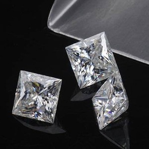Diamant de laboratoire de haute qualité VVS1 taille princesse, certifié IGI, CVD HPHT, bijoux en vrac par RATAN JEWELS Fancy Diamonds - Product Image 5