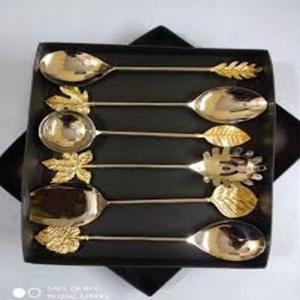 Ensemble de 6 cuillères de service en acier inoxydable plaqué or, design moderne pour les occasions festives, couverts pour le service des aliments et des desserts - Product Image 1