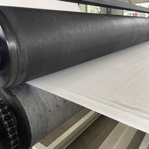 Rollo de papel higiénico automático de nuevo diseño, máquina de rebobinado en relieve, máquina pequeña para hacer papel higiénico - Product Image 4