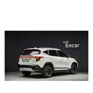 Pour Kia Seltos 1.6 Turbo Essence 2WD Modèle Avril 2023 avec 20 105 km Boîte Automatique Sièges en Cuir Caméra Arrière pour Conduite à Gauche - Product Image 2