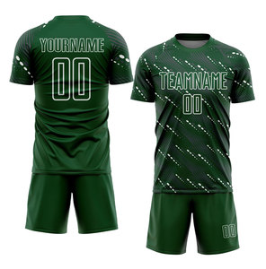 ชุดเสื้อฟุตบอลสีเขียวแบบปรับแต่งได้สำหรับผู้ชาย แขนสั้น โพลีเอสเตอร์ 100% พิมพ์ลายแบบซับลิเมชั่น ระบายเหงื่อได้ดี ทรงสปอร์ต - Product Image 1