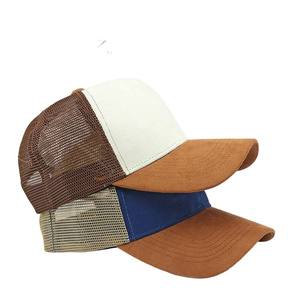 Gorra Trucker Clásica de Gamuza Unisex para Exteriores con Logotipo Bordado de 5 Paneles, Malla y Cierre a Presión, Personalizada OEM al por Mayor - Product Image 1