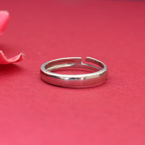 แหวนเงินแท้ 925 ประดับเพชร ดีไซน์โค้งมน สวยงาม ระยิบระยับ สำหรับผู้หญิงและเด็กผู้หญิง สวมใส่ในงานแต่งงาน - Product Image 2