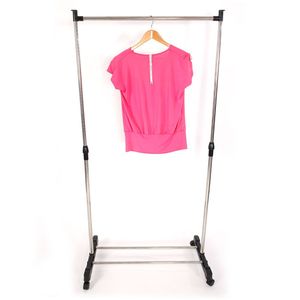 Supporto allungabile in argento a barra singola con guide verticali e orizzontali per vestiti e scarpe - Product Image 1