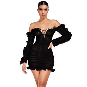 Robe moulante mini noire personnalisée, sexy, avec épaules froncées, plis et volants, manches longues, style décontracté, pour soirée, respirante et écologique - Product Image 1